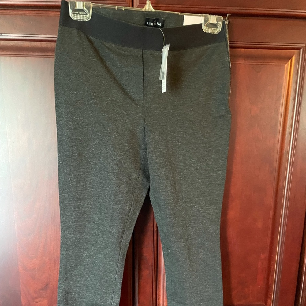 White House Black Market Heather Coal legging